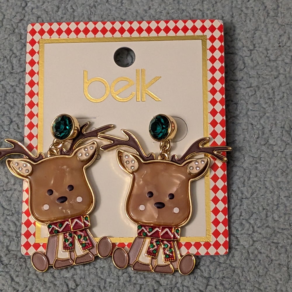 NWT Belk Gold Tone Enamel & Crystal Reindeer Christmas Holiday Drop Earrings
